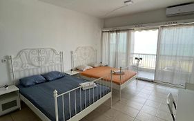 Breeze Apartments